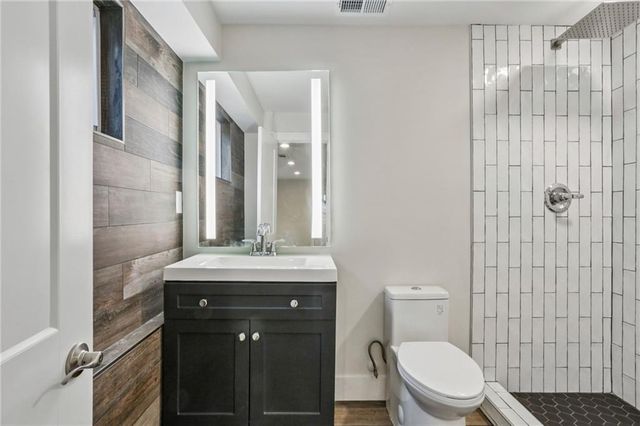 1725 Linwood Avenue, Atlanta, GA 30344