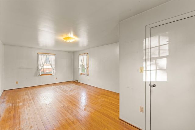 113 Wiltshire Drive, Upper St Clair, PA 15241