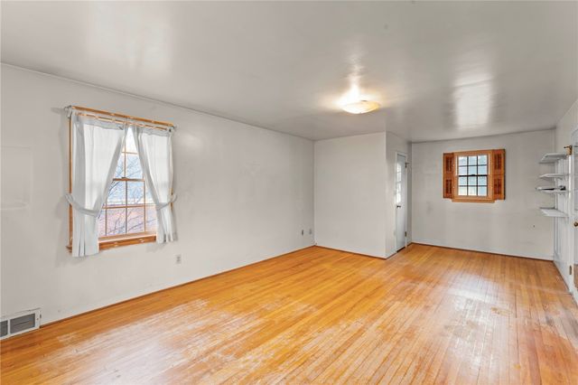 113 Wiltshire Drive, Upper St Clair, PA 15241