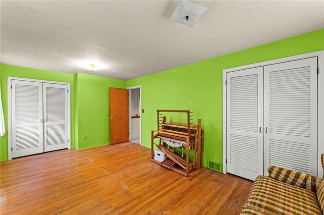 113 Wiltshire Drive, Upper St Clair, PA 15241