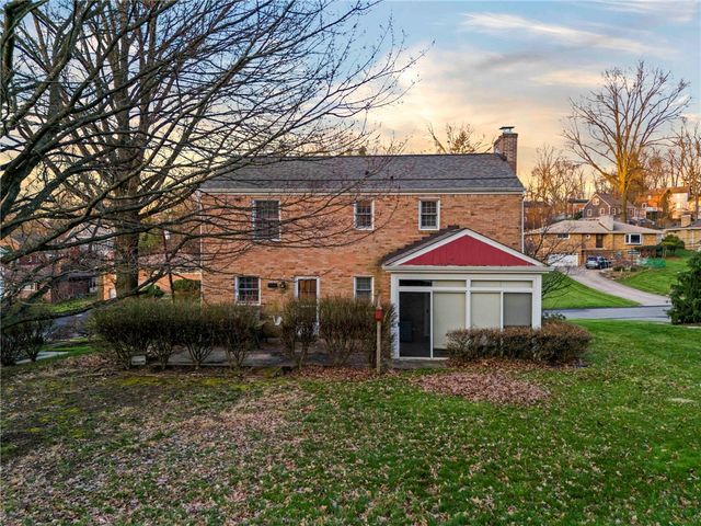 113 Wiltshire Drive, Upper St Clair, PA 15241