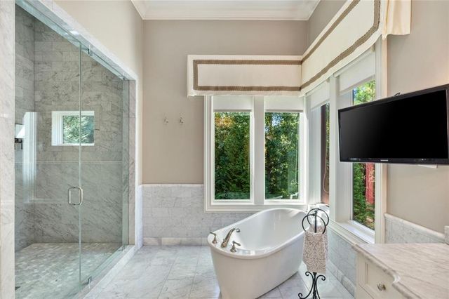 475 Heards Ferry Road, Atlanta, GA 30328