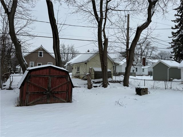 365 Estall Road, Greece, NY 14616