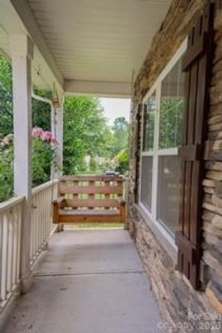 2348 Lake Vista Drive, Mount Holly, NC 28120