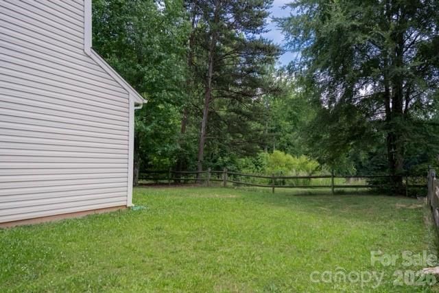 2348 Lake Vista Drive, Mount Holly, NC 28120
