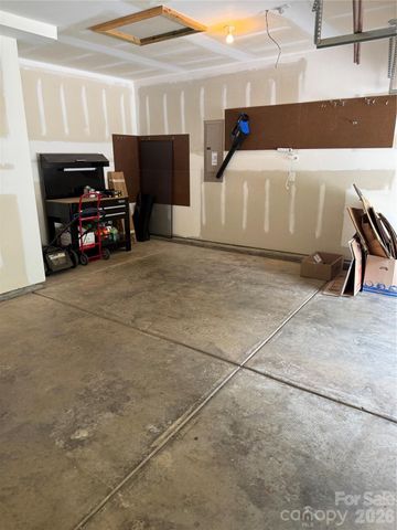 2348 Lake Vista Drive, Mount Holly, NC 28120