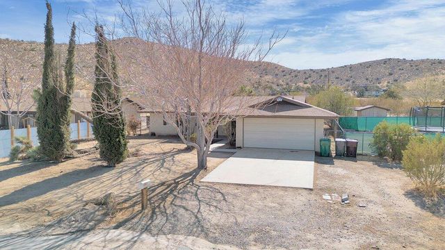 57375 Navajo Trail, Yucca Valley, CA 92284