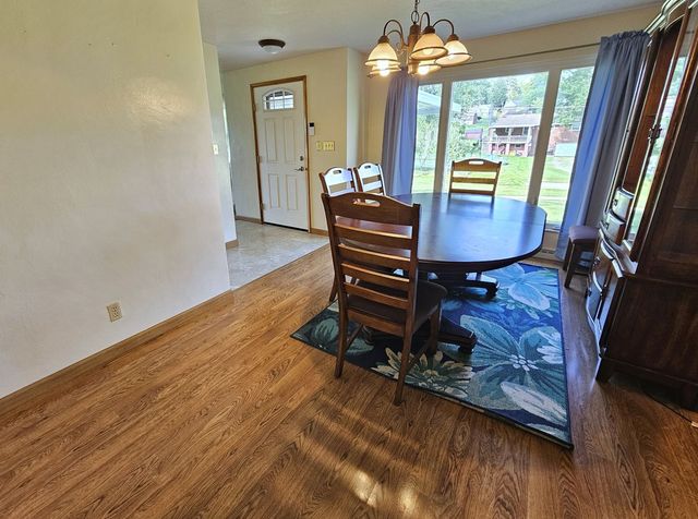 445 James Street, N Franklin Twp, PA 15301