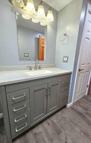 445 James Street, N Franklin Twp, PA 15301