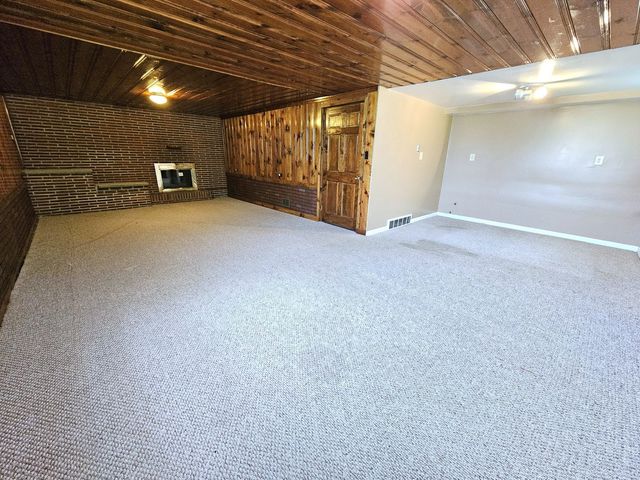 445 James Street, N Franklin Twp, PA 15301