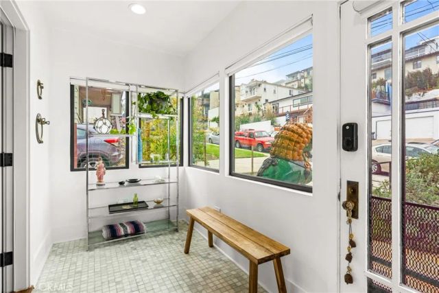 3436 S Kerckhoff, San Pedro, CA 90731