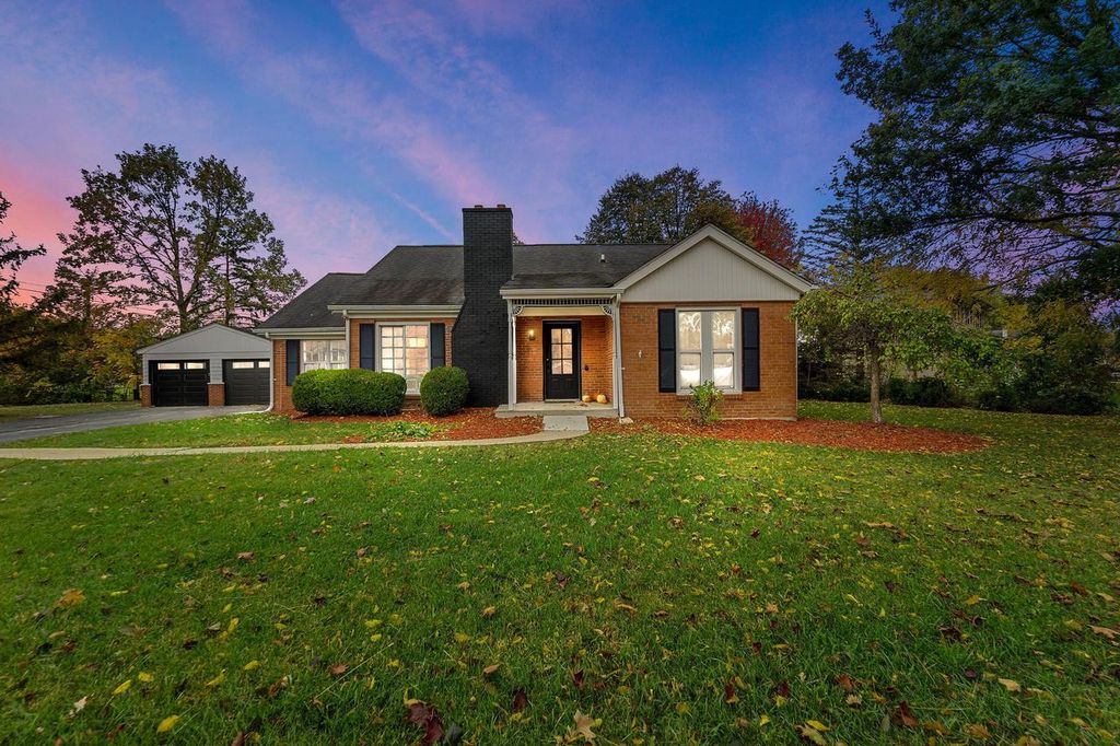 5705 1st PLACE, Kenosha, WI 53144