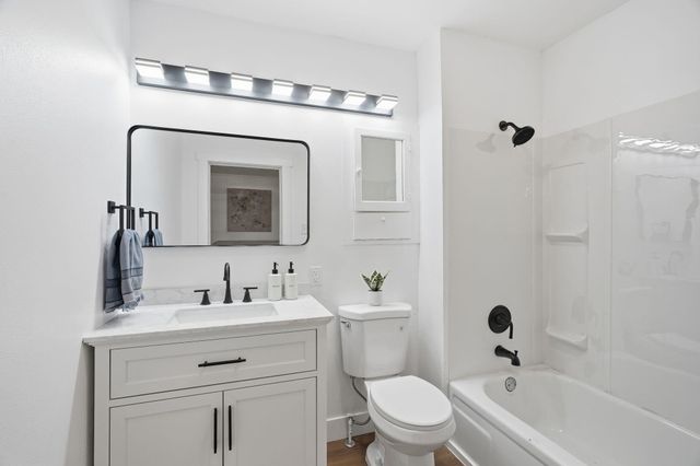 2018 E Pacific Ave, Spokane, WA 99202