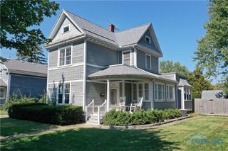 110 E 1st Street, Woodville, OH 43469