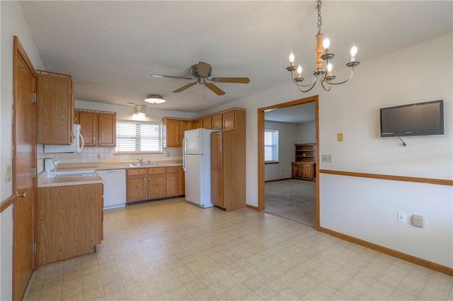 6126 ASH Court, Raytown, MO 64133