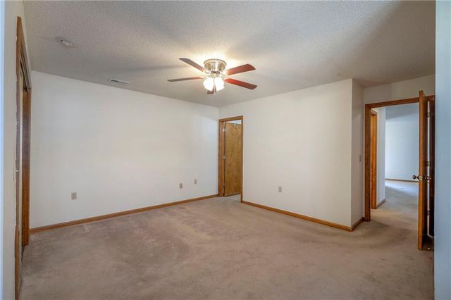 6126 ASH Court, Raytown, MO 64133