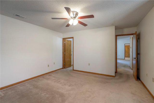 6126 ASH Court, Raytown, MO 64133