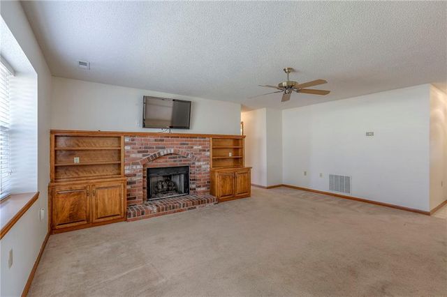 6126 ASH Court, Raytown, MO 64133