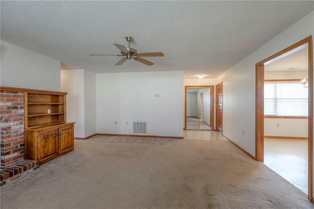 6126 ASH Court, Raytown, MO 64133