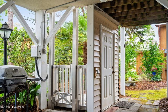 600 27th Avenue S, North Myrtle Beach, SC 29582