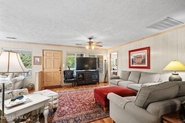 600 27th Avenue S, North Myrtle Beach, SC 29582