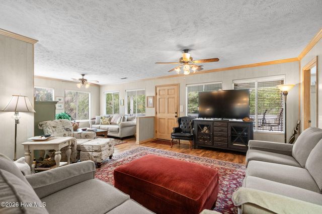 600 27th Avenue S, North Myrtle Beach, SC 29582