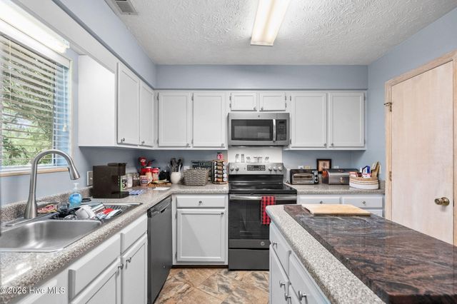 600 27th Avenue S, North Myrtle Beach, SC 29582