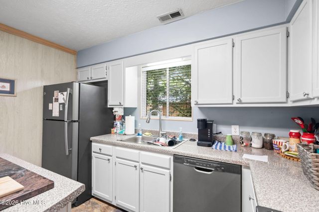 600 27th Avenue S, North Myrtle Beach, SC 29582