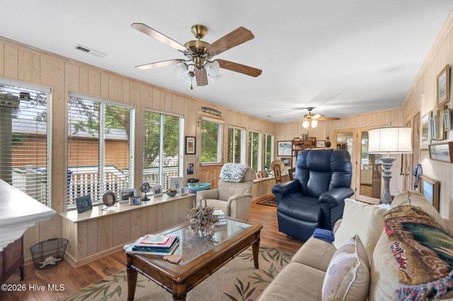 600 27th Avenue S, North Myrtle Beach, SC 29582