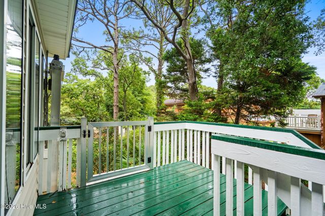 600 27th Avenue S, North Myrtle Beach, SC 29582