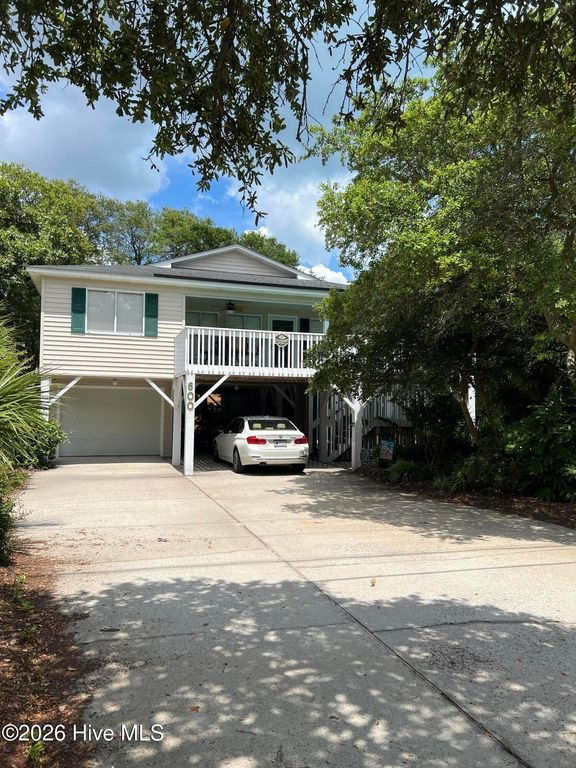 600 27th Avenue S, North Myrtle Beach, SC 29582