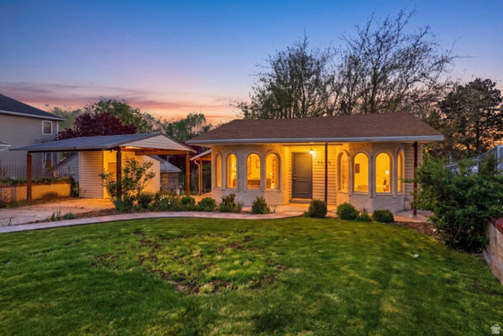 Image 1 of property listing at 4540 S WELLINGTON ST, Holladay, UT 84117