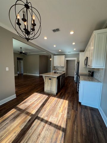 4656 OLD HWY 135, Gladewater, TX 75647