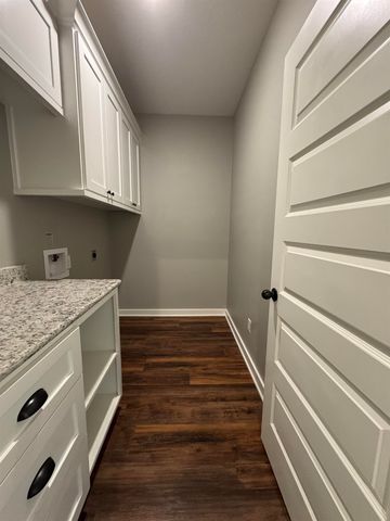 4656 OLD HWY 135, Gladewater, TX 75647