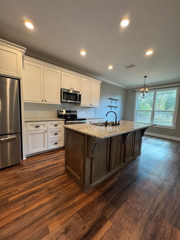 4656 OLD HWY 135, Gladewater, TX 75647