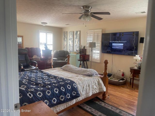 503 Fox Ridge Rd, Radcliff, KY 40160