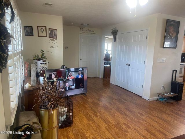 503 Fox Ridge Rd, Radcliff, KY 40160