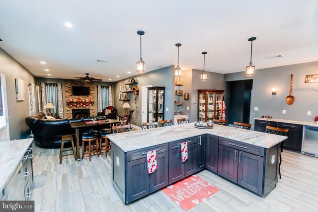 100 ELDERBERRY DR, Levittown, PA 19054