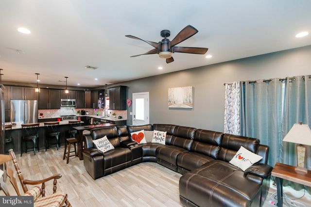 100 ELDERBERRY DR, Levittown, PA 19054