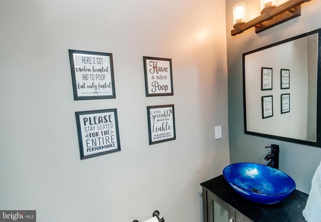 100 ELDERBERRY DR, Levittown, PA 19054