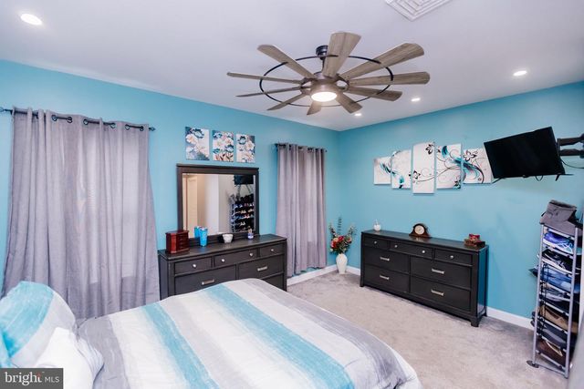 100 ELDERBERRY DR, Levittown, PA 19054