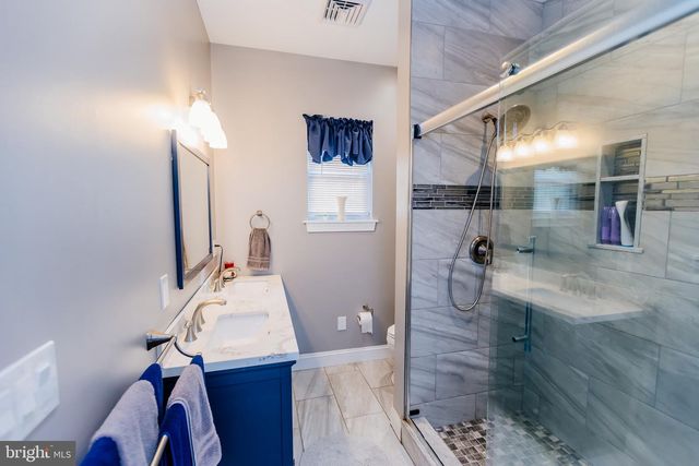 100 ELDERBERRY DR, Levittown, PA 19054