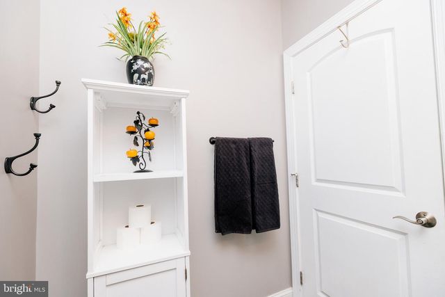 100 ELDERBERRY DR, Levittown, PA 19054