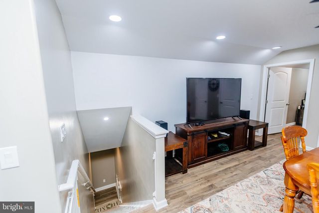 100 ELDERBERRY DR, Levittown, PA 19054