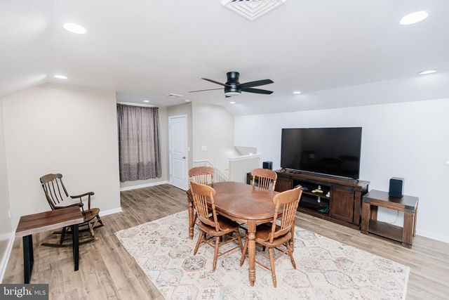 100 ELDERBERRY DR, Levittown, PA 19054