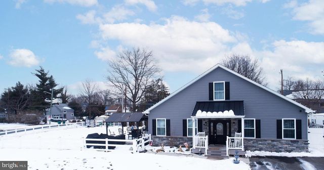 100 ELDERBERRY DR, Levittown, PA 19054