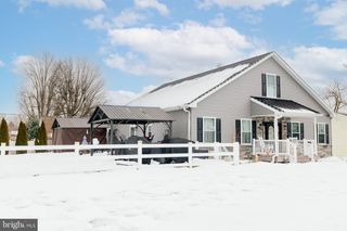 100 ELDERBERRY DR, Levittown, PA 19054