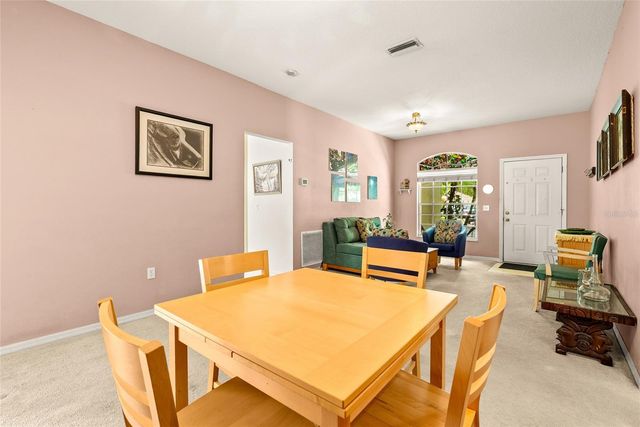 8127 N PACKWOOD AVENUE, Tampa, FL 33604