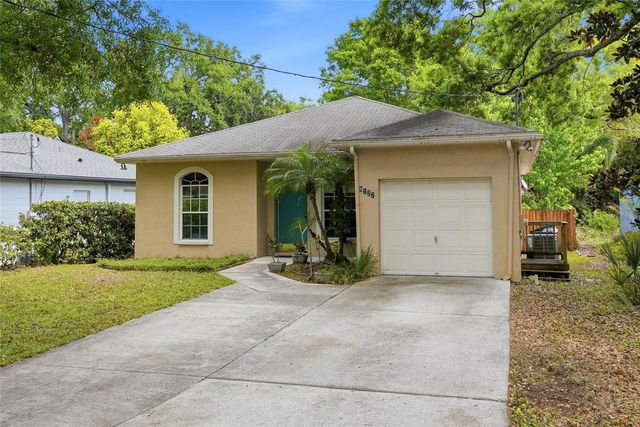8127 N PACKWOOD AVENUE, Tampa, FL 33604