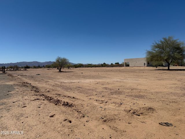 20905 W DALE Lane, Wittmann, AZ 85361